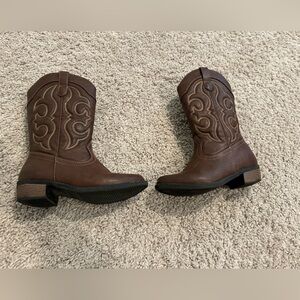 Girls good used condition cowboy boots